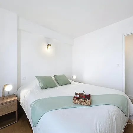 Les Roches By Interhome Pornic